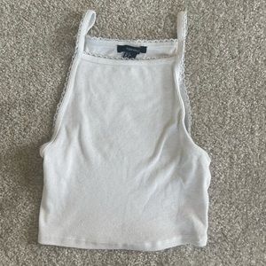 White rubbed crop top with lace detailing